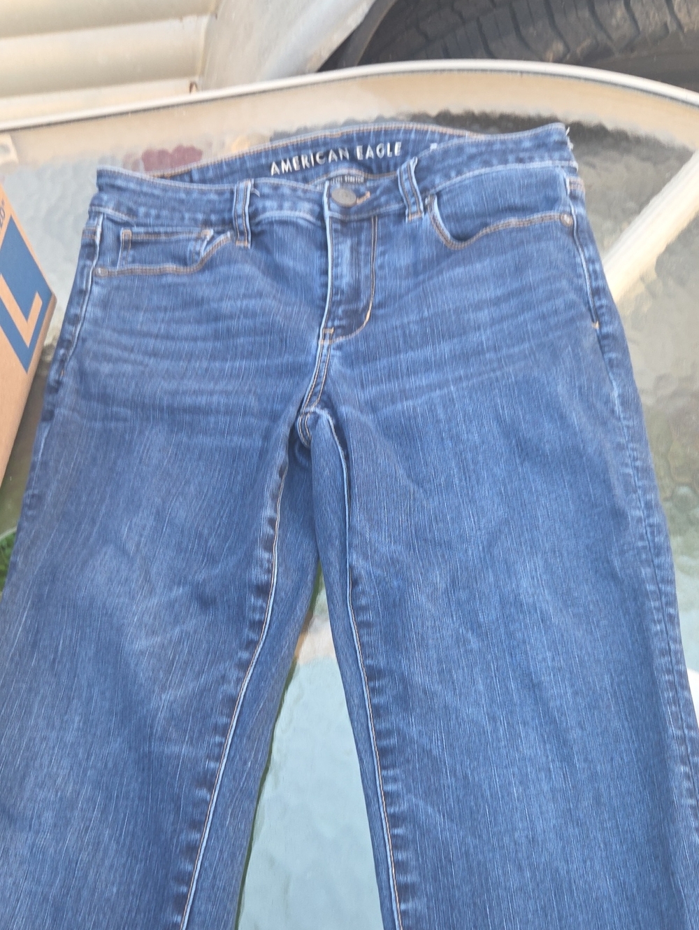 American Eagle Outfitters Women’s Size 8 Dark Blue Straight Leg Jeans